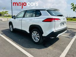 TOYOTA COROLLA CROSS 2025