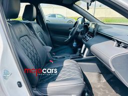 TOYOTA COROLLA CROSS 2025