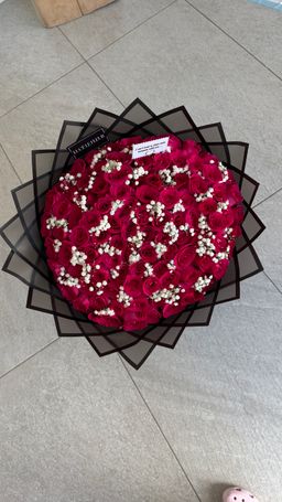 Pink Rose Bouquets With Baby’s Breath/Gyp 