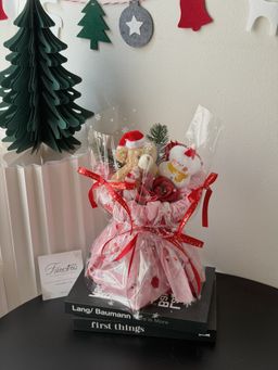 Christmas Transparent Bouquet  ( Pink )
