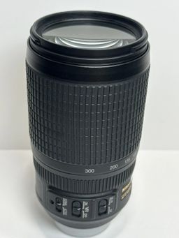 Nikon Nikkor AF-S 70-300mm f4.5-5.6 G ED VR IF Lens AFS