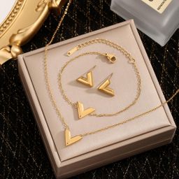 JWLE-0015	gold plated set