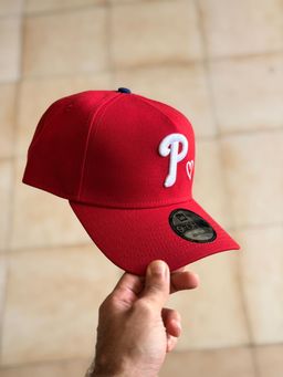 New Era 9 Forty -  Philadelphia Phillies 'Team Color Hearts'