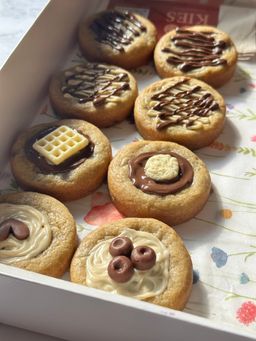 8حبات كوكيز صغير