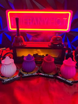 Flor 🌹Vibrador de lengua