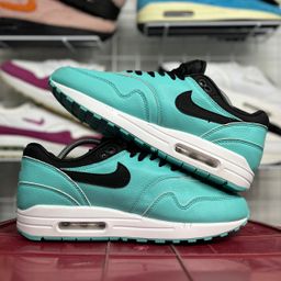 Air Max 1 Sneakers Nike 8.5UK