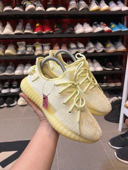 2 RM50 Yeezy Size 3.5UK - 6UK