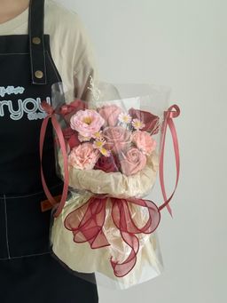 Cappucino Red Pao Pao Mixed Bouquet