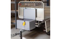 Remorque double essieux 4 roues 1400kg benne galvanisée basculante hydraulique 2000x1170x400mm Torros