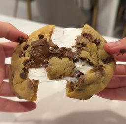 S'mores Galore 🏕️