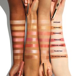 Charlotte Tilbury Beauty Light Blush Wand - Shade: Pillow Talk