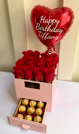 Customizable jewelry box