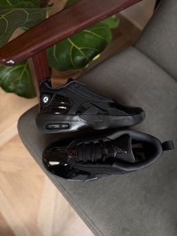Nike Air Jordan Max Aura 6 “Triple Black” Patent Leather 🖤🖤