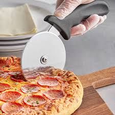 804 PIZZA CUTTER 