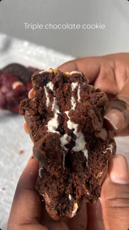 Triple chocolate cookie 