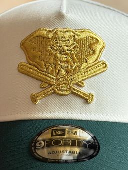 New Era 9Forty - Oakland Athletics Stadium Chrome Two Tone