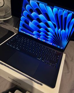 Apple MacBook Air 2025 M4 – 13,6” Midnight Black | Performance Ultime 🚀