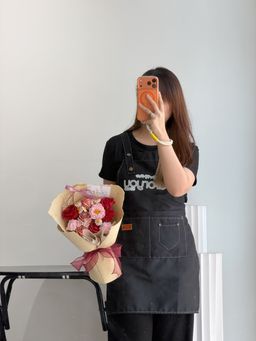  Cappuccino Red Dong Ba Soap Flower Mixed Bouquet  