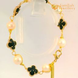 Classic White Pearl Bracelet with Hand-Wrapped Copper K9 Crystal Starlight Clover