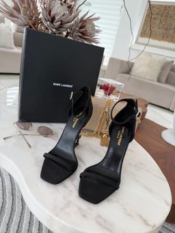 Saltos Saint Laurent YSL so kate