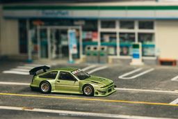TARMAC WORKS MODEL 1/64 TOYOTA SPRINTER TRUENO AE86 WIDEBODY GREEN BY JON SIBAL