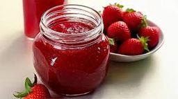 928 DAISO STARWBERRY JELLY 