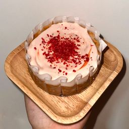 strawberry basque cheesecake 