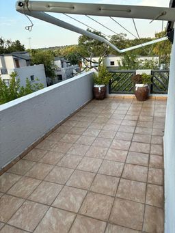 Acomodação em Sandton [Huntingdon Terrace, Morningside]