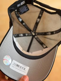 New Era 9Forty -  New York Yankees Classic Rose Trucker Edition