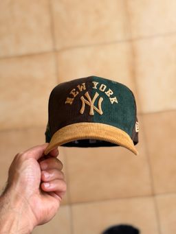 New Era 59 Fifty -  NY Yankees 25th Anniversary Subway Series Two Tone Edition 