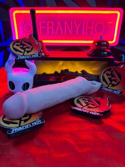 Manga de pene Realista color piel Gruesa de 30 CM