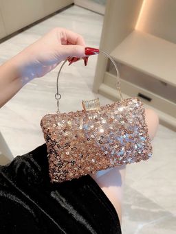 Clutch bags 