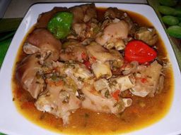 D. Jeudi: Soupe de Makosso