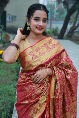 সিল্ক কাতান শাড়ি