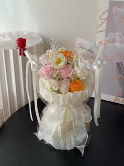 Champagne Pao Pao Mixed Bouquet