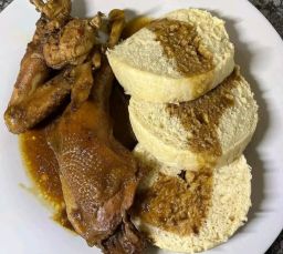 Hardbody Plate + 2 salads <<< City Lounge >>>