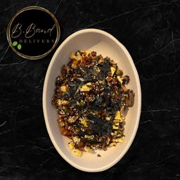 Азиатский рис с вырезкой из свинины, овощами и кунжутом