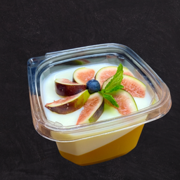 Панакота с апельсиновым фрешем и гранолой