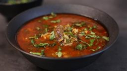 Борщ с томленой говядиной