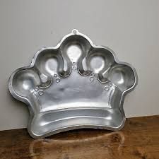 1134 CAKE TRAY CROWN 
