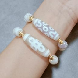 White 7 Eye Wealth & Blessings Dzi Bracelet