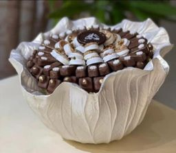 صينية فايبر الورده باللون الاوف وايت