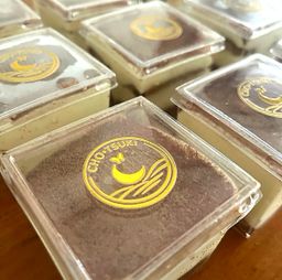 Traditional Tiramisu Small - 10 Boxes (With alcohol)