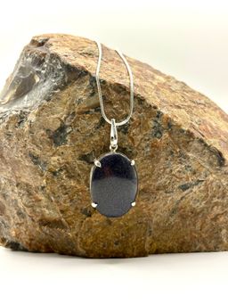 Dijes Mónica silver