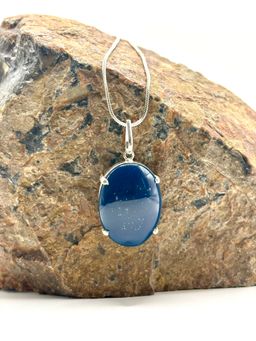 Dijes Mónica silver