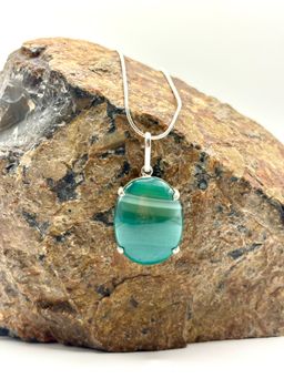 Dijes Mónica silver