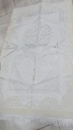 سجاد تركي للهدايا والمناسبات اللوقو حسب الطلب عدد12