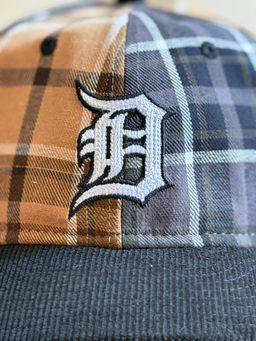 New Era 9Fifty - Tigers 'Multi Panel Plaid'  High Crown Strapback Plaid -