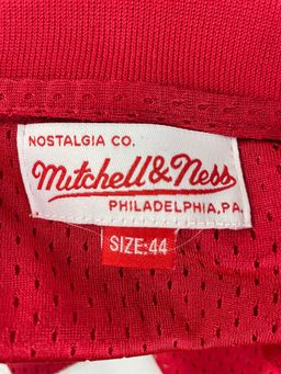 Mitchell & Ness 