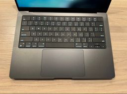 💻✨ MacBook Pro 14” M4 (2024) – 16GB / 512GB – Space Black